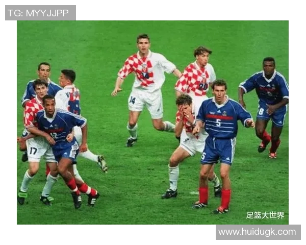 《盘点球场上最精彩的进球瞬间与足坛传奇球星精彩表现》